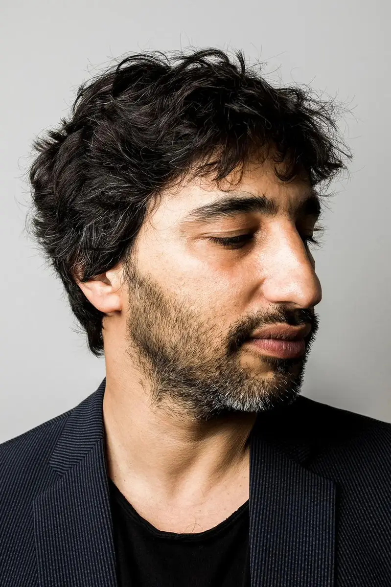 Avi Avital, Mandolinist, photographed for de Volkskrant by photographer Christoph Neumann, Berlin